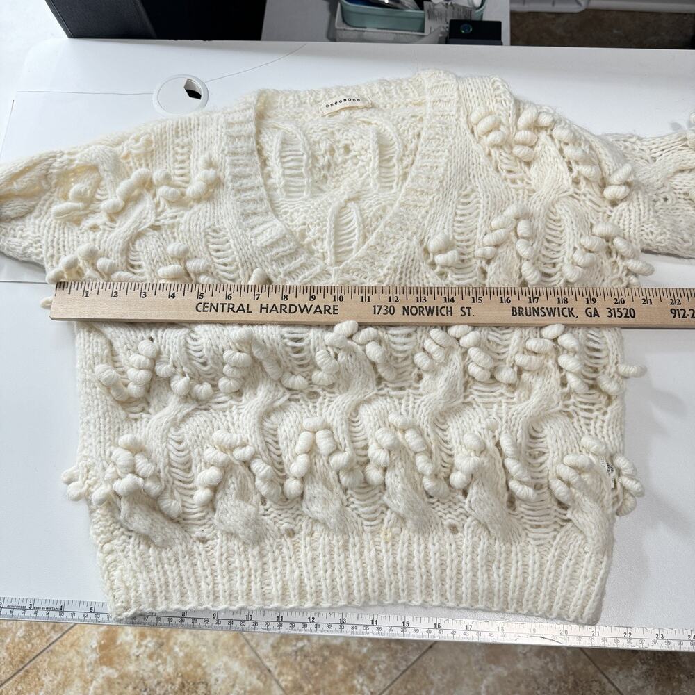 One On One Revolve Alpaca Popcorn Cable Knit Sweater Sz 1/Small Ivory Cottage ** - Picture 10 of 14